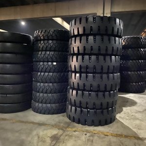 Pneu tout-terrain pour charges lourdes HILO 35/65R33, grand pneu radial OTR pour camion benne minier - Product Image 1