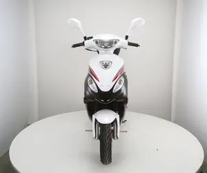 Phong cách mới 50cc xăng xe máy Tốc độ tối đa 85 km/h động cơ mạnh mẽ với EPA Dot giấy chứng nhận trên bán