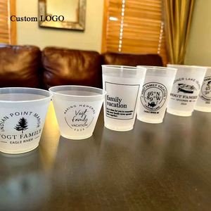 Vasos de Plástico Impermeables OEM con Iniciales para Recuerdos de Boda, Fiestas Nupciales y Regalos Promocionales - Product Image 1