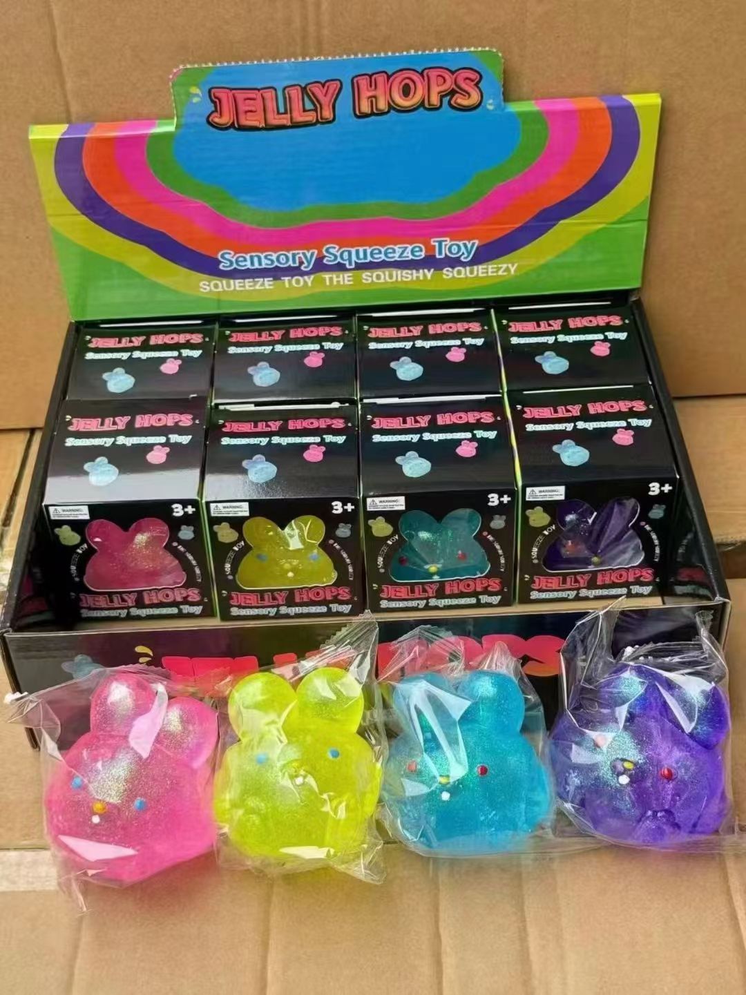 ตุ๊กตากระต่ายสีม่วงนุ่มนิ่ม
