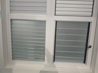 Fenêtres à persiennes ouvrables Fenêtre à persiennes en verre de haute qualité Fenêtres à persiennes en verre Upvc