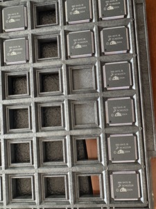 990-9413.1B QFP-128 Original Automotive ABS Motherboard Chip New Original Automotive <b>Computer</b> Chips IC 990-9413.1B - Product Image 3