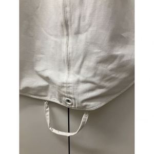 <b>Zip</b>-<b>Up</b> <b>White</b> Foldable Button Closure Garment Travel Bag - Product Image 2