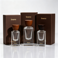 Flacons vaporisateurs de parfum vides transparents de luxe 30ml 100ml avec bouchon en bois, flacon de parfum en verre personnalisé avec logo 50ml avec boîte d'emballage