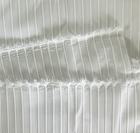 Tissu haut de gamme 140 GSM tissé anti-boulochage extensible léger 61% polyester 6% nylon 33% élasthanne pour chaussettes de cyclisme pour garçons