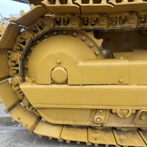 รถดันดิน CAT D5K มือสอง รถดันดินไฮดรอลิกแบบตีนตะขาบ เครื่องจักรก่อสร้างของแคตเตอร์พิลลาร์ - Product Image 3
