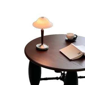 Lámpara de Mesa de Vidrio Estilo Vintage Francés, E26 LED 220V, Cuidado de la Vista, Lámpara Decorativa para Dormitorio y Sala de Estar, Control con Interruptor - Product Image 3