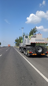 Camión grúa de 50 toneladas ZOOMLION ZTC500A en <span class=keywords><strong>alquiler</strong></span> - Product Image 3