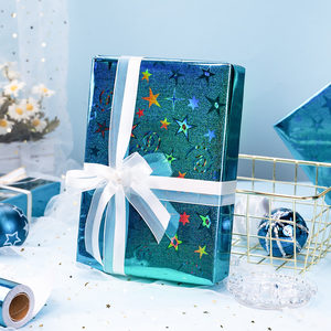 Papier cadeau bleu laser, papier cadeau étoile de Noël pour enfants, disponible en stock et personnalisable, impression couleur - Product Image 5