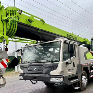 Grue sur camion Zoomlion d'occasion 50T, équipement de levage mobile avec composants essentiels moteur et pompe, engins de construction - Product Image 1