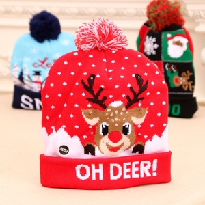 Bonnet de Noël tricoté avec lumières LED, motif Père Noël, pour sublimation, idéal pour l'hiver et les fêtes - Product Image 5