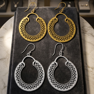 Venta al por Mayor de Pendientes de Latón Dorado y Plateado Estilo Bohemio para Mujeres y Niñas - Diseño Único - Product Image 1