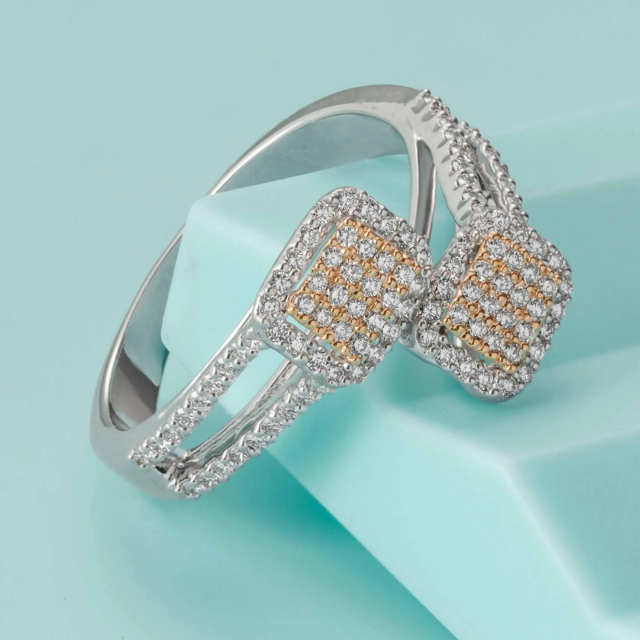 Toptan ucuz özel son tasarım elmas yüzük kadın düğün söz elmas değeri takı