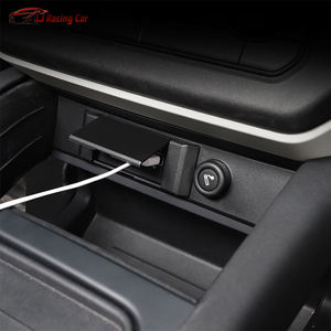 Kit de Accesorios Interiores para Automóvil en ABS Negro, Cubierta Protectora para Puerto de Carga USB del Panel de Control Central para Land Rover <span class=keywords><strong>Defender</strong></span> 90 110 130 L663 2020-2025 - Product Image 6