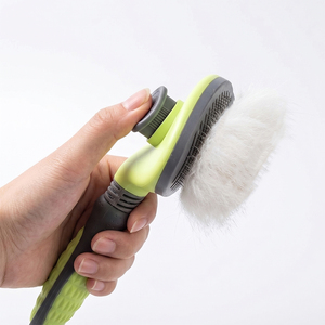 Brosse à poils pour animaux de compagnie autonettoyante avec embouts arrondis en acier inoxydable et poignée antidérapante pour le toilettage des chiens et des chats - Product Image 3