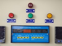 Estabilizador de Voltaje Trifásico de 380v/400v, Regulador de Voltaje Sumergido en Aceite de 300kva/500kva/600kva con Derivación Manual