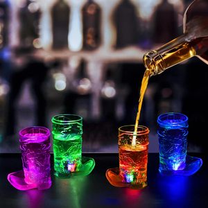 Vasos de chupito con luz LED, recuerdos para fiestas, vasos de chupito para adultos, vasos para beber con luz LED, brillan en la oscuridad - Product Image 5
