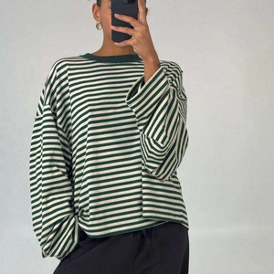 T-shirt décontracté surdimensionné à col rond rayé et blocs de couleur pour femme, coupe ample, épaules tombantes, style streetwear - Product Image 2