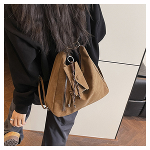 Bolso de Mujer Retro de Diseño Exclusivo, Novedad 2026, Elegante y Versátil, de Gran Capacidad, para Usar como Mochila, Bolso de Hombro o Bandolera - Product Image 4