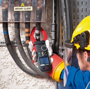 Chauvin Arnoux F607 <b>Clamp</b> Multimeter for Power and Harmonics Measurement & Analysis - Product Image 3