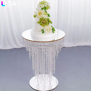 Mesa de Pastel para Bodas LEDA, Decoración con Borlas de Cristal, Base Transparente para Exhibición de Pasteles, Mesa Redonda con Pedestal - Product Image 1