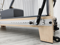 Cama Reformer de Pilates VOG con Cuerpo de Madera de Arce, Diseño Ecológico y Duradero para Uso en Casa y Estudio, y Entrenamiento de Yoga