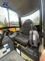 CAT302 Mini excavatrice d'occasion de petite taille Caractéristiques d'utilisation à domicile Excellente configuration des performances Faible durée de fonctionnement Vente à chaud