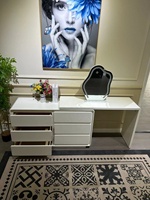 Commode en bois blanc réglable, meuble de rangement latéral, coiffeuse moderne de luxe avec miroir LED pour chambre à coucher