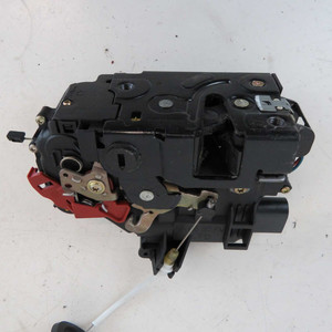 Serratura porta posteriore destra 8Z0839016D Audi A2 1999-2005 usata (68339) - Product Image 3