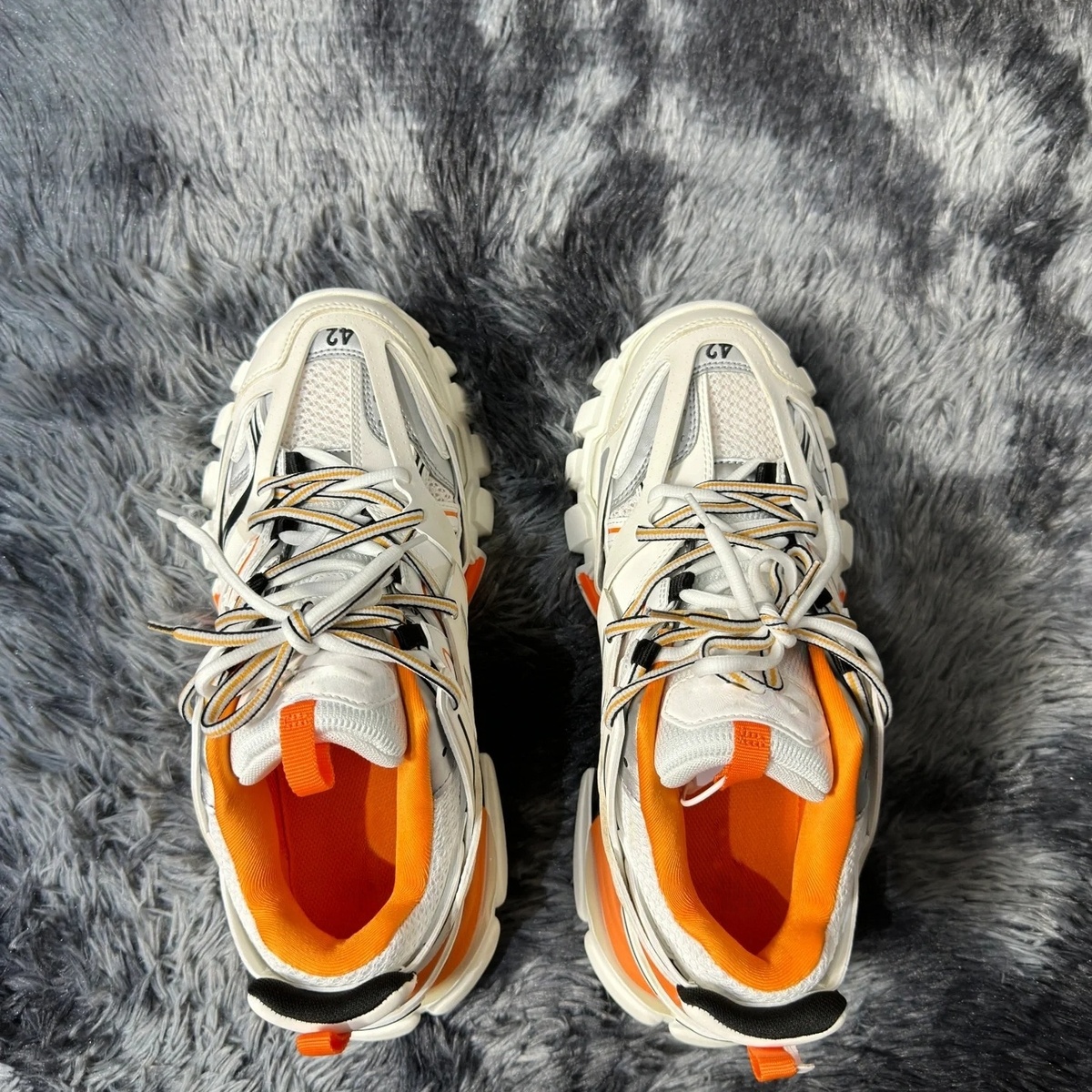 How to Choose the Best Balenciaga Track Sneakers: A Complete How to Choose the Best Balenciaga Track Sneakers: A Complete