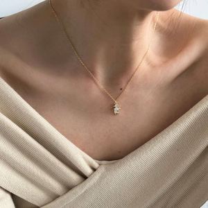 สร้อยคอจี้รูปเด็กชายแสนน่ารัก ดีไซน์ Dylam ชุบทองคำขาว 14K เงินแท้ 925 พร้อมจี้เพชรซิคอน 5A สำหรับผู้หญิง - Product Image 4