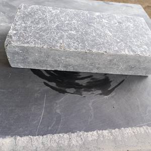 หินปูนธรรมชาติเวียดนามแบบกลิ้ง ขนาด 15x15 ซม. หนา 2 ซม. สำหรับปูพื้นสวน ตกแต่งทางเดินรถวิ่ง วิลล่า และปูพื้น - Product Image 3