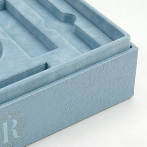 Boîte de maquillage de luxe avec poignée en ruban et boîte rigide - Product Image 3