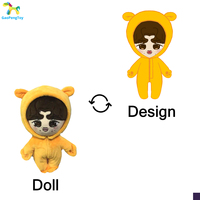 Adorable poupée en peluche fille aux cheveux roses, yeux verts, robe noire, douce et moelleuse, jouet en peluche personnalisé, fabrication OEM ODM, cadeau
