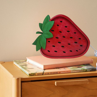 Décorations créatives et modernes pour chambre d'enfant : Veilleuse USB fraise, décoration murale en bois, fonctionnalités mobiles à changement de couleur pour filles