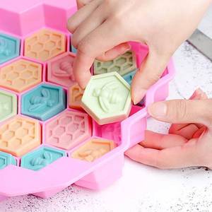 Large Size Honeycomb Shape Silicone Cake <b>Mould</b> Chocolate <b>Soap</b> Wax Pastry Mold - Product Image 6