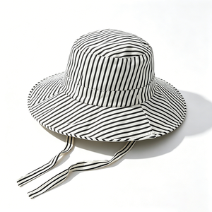 Sombrero de Sol Unisex con Rayas Blancas y Negras, Ala Ancha, Protección UV UPF50+, Resistente al Viento, con Correa Ajustable, Plegable, para Viajes, Playa y Actividades al Aire Libre - Product Image 5