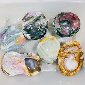 Vente en gros de petits bols sculptés en jaspe océanique, style bohème naturel, pierre de guérison en cristal pour la décoration intérieure et les cadeaux - Product Image 3