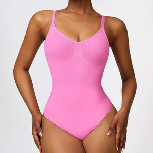 Женский спортивный костюм - Product Image 5