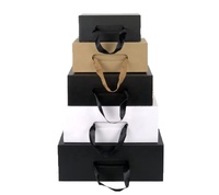 Boîte d'expédition pliante en carton ondulé écologique avec logo personnalisé, format B, grande taille, pour vêtements et chaussures.