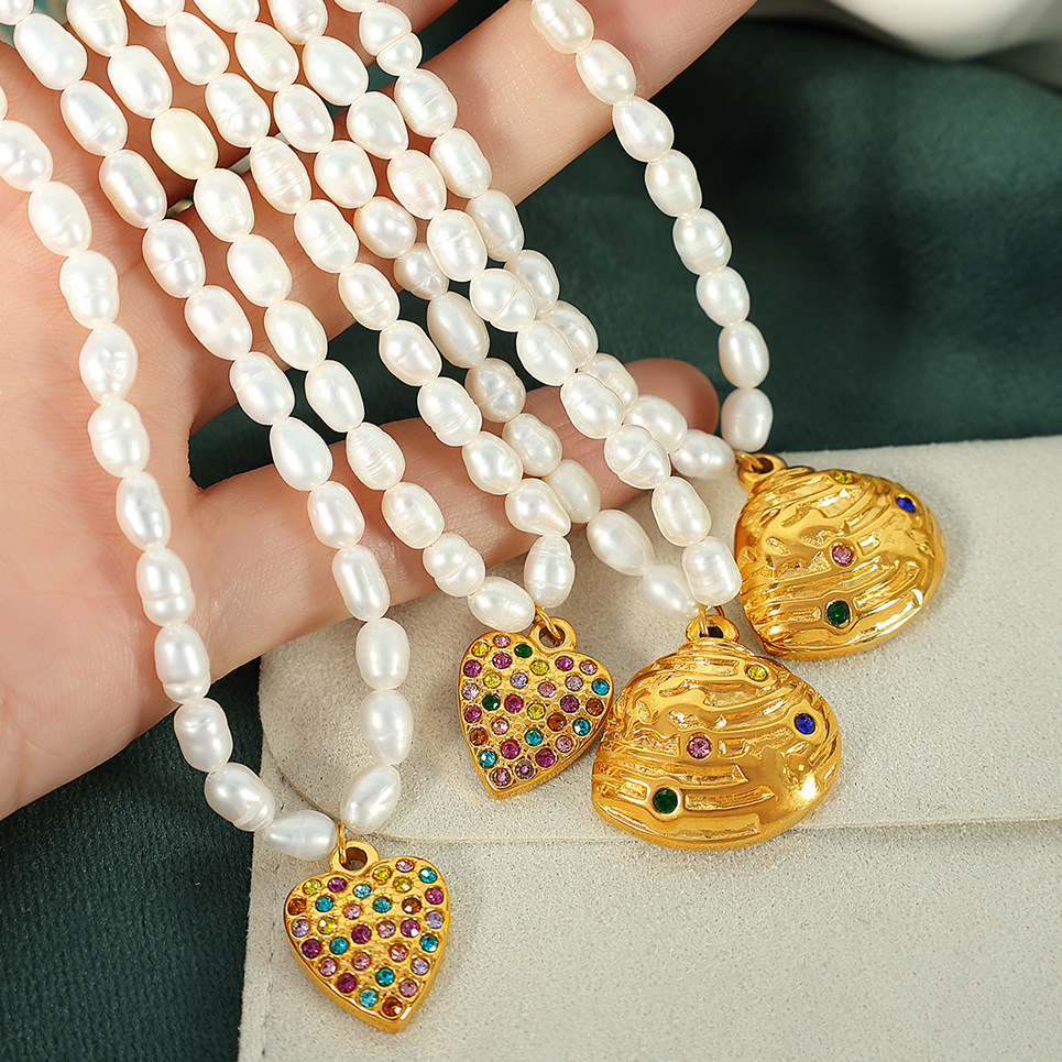 โกลเด้น