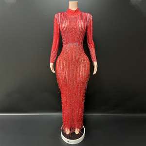 Novance Y1996 Üretim Malzemeleri Kırmızı Püsküllü Parti Kulüp Elbiseleri Uzun Kollu İncili Büyük Beden Kadınlar İçin Balo Elbiseleri - Product Image 1