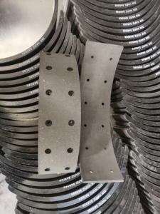 Forro de Freno para Camión <span class=keywords><strong>ZKR</strong></span> 12 Orificios 75w para Camiones - Product Image 2