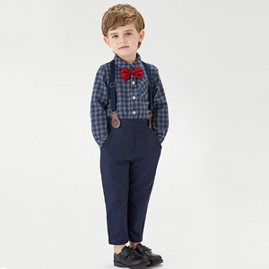 <span class=keywords><strong>Set</strong></span> di Abbigliamento per Bambini con Papillon, Camicia a Quadri a Maniche Lunghe + Pantaloni con Bretelle, 2 Pezzi, Completo da Gentiluomo per Feste - Product Image 1