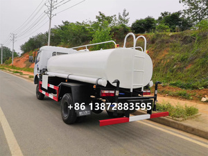 Camión cisterna Dongfeng LNG <span class=keywords><strong>de</strong></span> acero inoxidable 304 <span class=keywords><strong>de</strong></span> grado alimenticio para <span class=keywords><strong>agua</strong></span> <span class=keywords><strong>potable</strong></span> <span class=keywords><strong>en</strong></span> <span class=keywords><strong>venta</strong></span> - Product Image 4