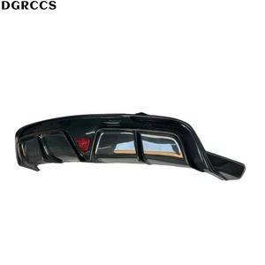 ลิ้นกันชนหลังคาร์บอนไฟเบอร์ทรง C สำหรับรถยนต์พลังงานใหม่รุ่น Y - Product Image 4