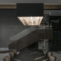 Luminaires suspendus de lustre en cristal carré de luxe à gradation intérieure personnalisée haut de gamme pour salle à manger
