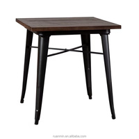 Chaises et tables de café au design moderne, ensemble en bois et métal durable pour restaurant, hôtel et salle à manger en plein air, vente bon marché d'usine