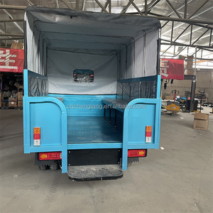 Tricycle motorisé à essence 250cc à 3 roues, nouveau, fermé, pour passagers et marchandises, type Tuk Tuk, avec <span class=keywords><strong>pare</strong></span>-<span class=keywords><strong>brise</strong></span> en verre et auvent, monocylindre 4 temps - Product Image 3