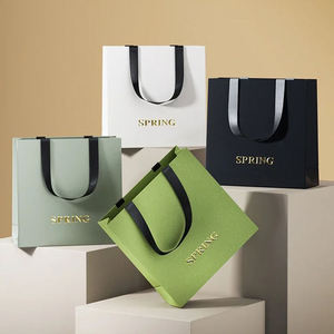 Sacs en papier de luxe pour le printemps, en papier d'art, avec logo estampé à chaud or, poignées plates, recyclables, pour le shopping professionnel - Product Image 1